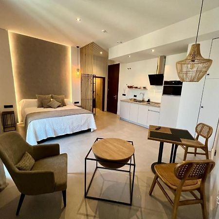 Apartamentos Turisticos Sinag Cordova Esterno foto
