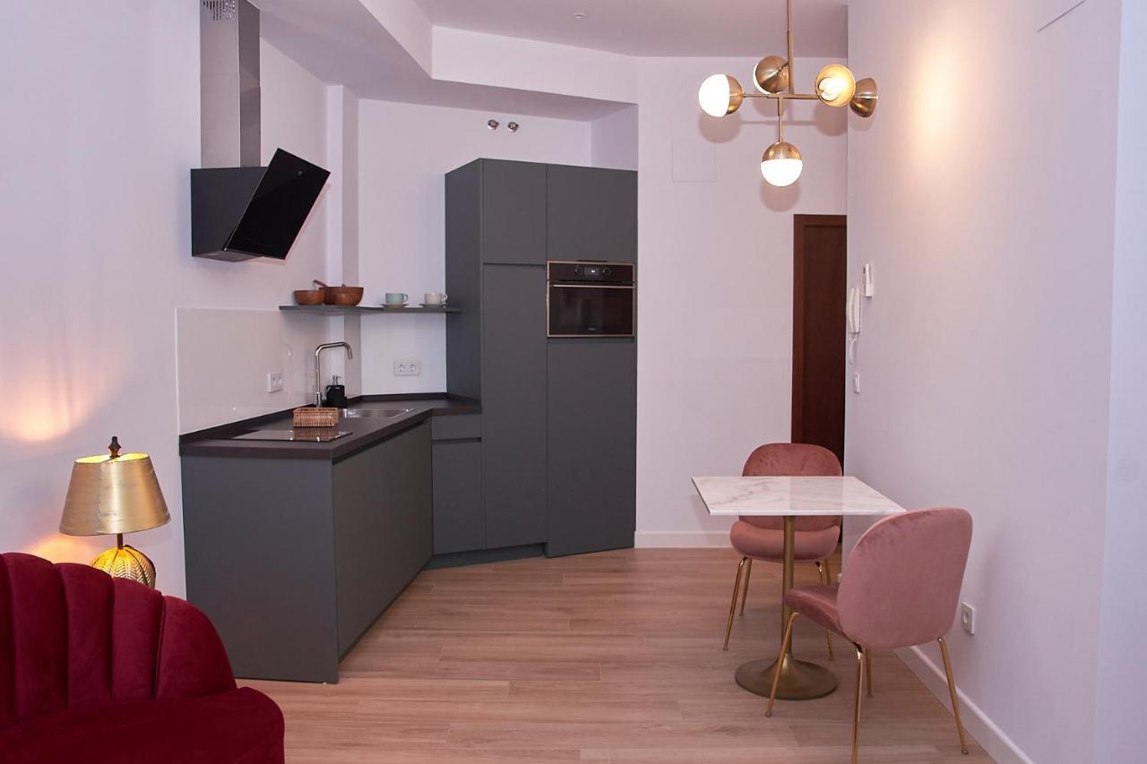 Apartamentos Turisticos Sinag Cordova Esterno foto